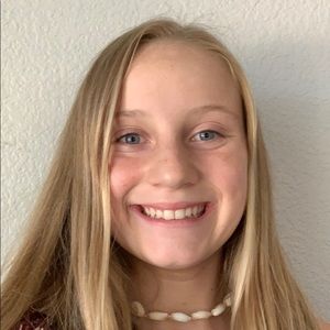 Meet your Posher, Dakota